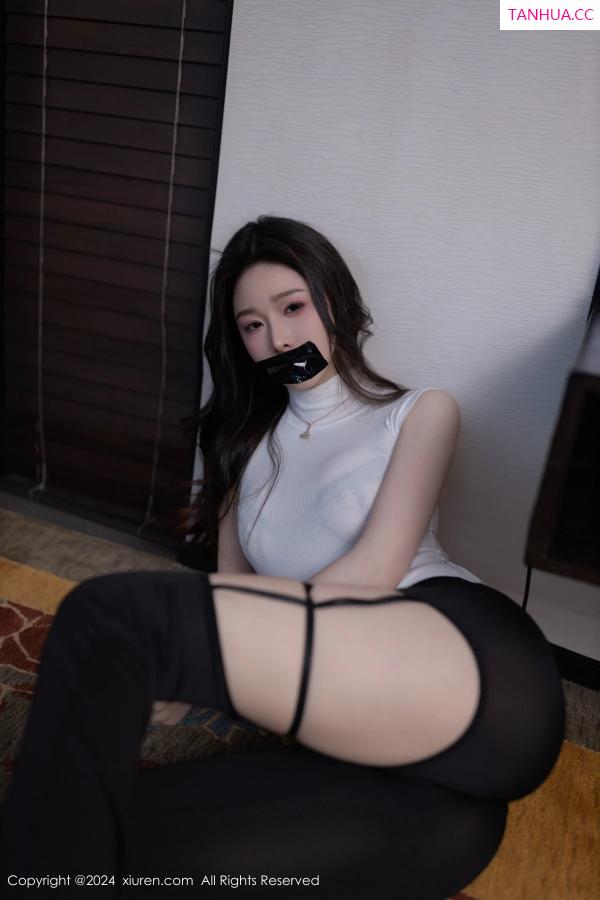 逗逗DouDou  [XiuRen]高清写真图 2024.03.21 No.8270 小逗逗 性感美臀第11张图片